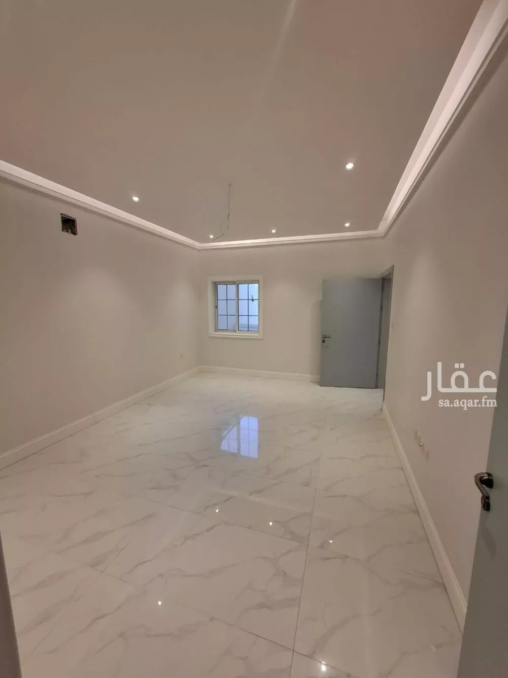 8 bedroom villa in Al Buhairah 8