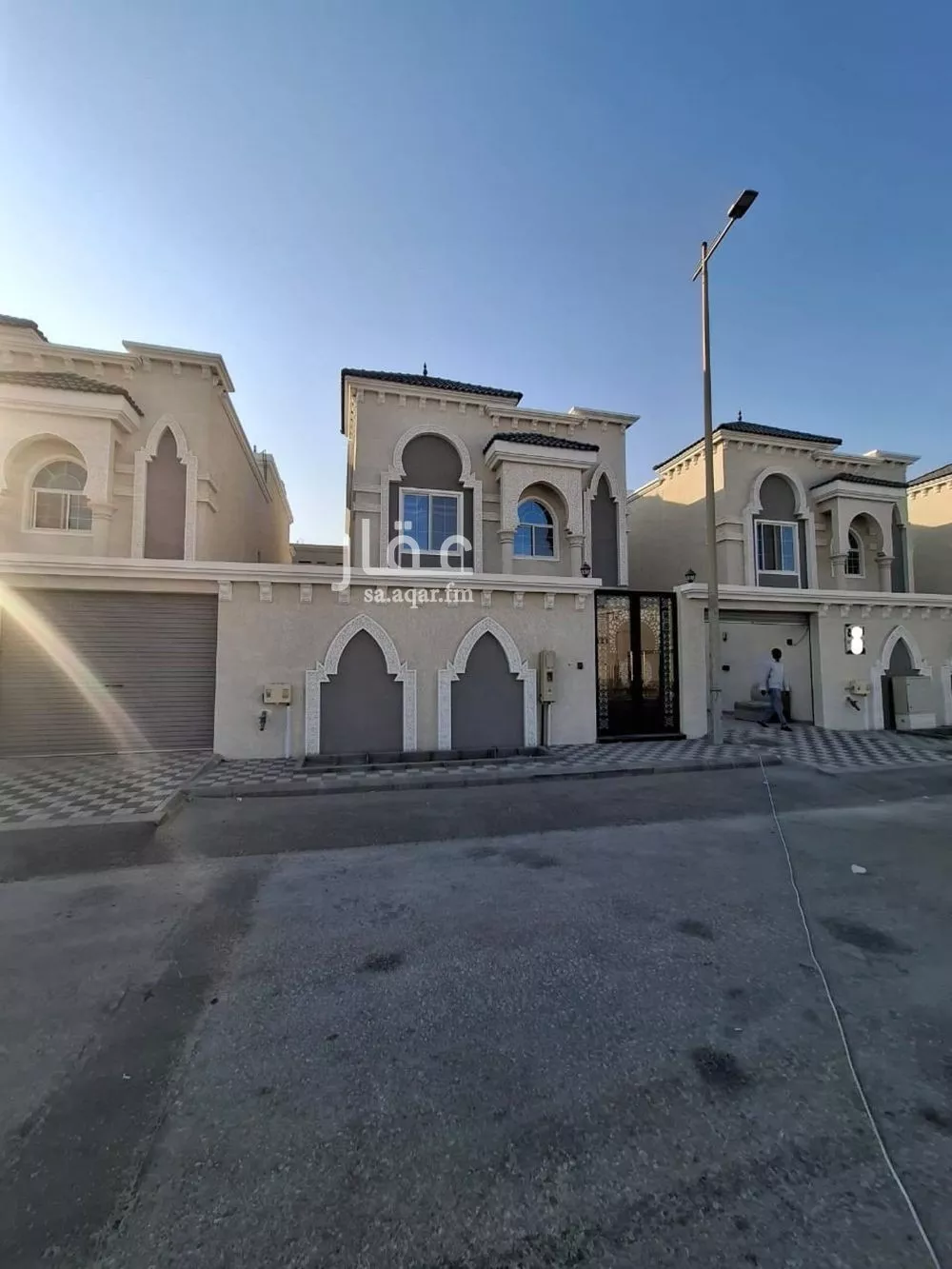 8 bedroom villa in Al Buhairah 9