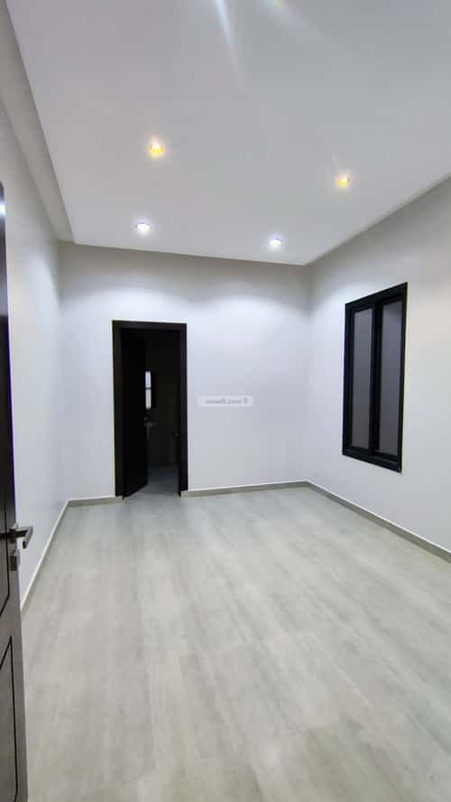 6 bedroom apartment in Al Janadriyah 7