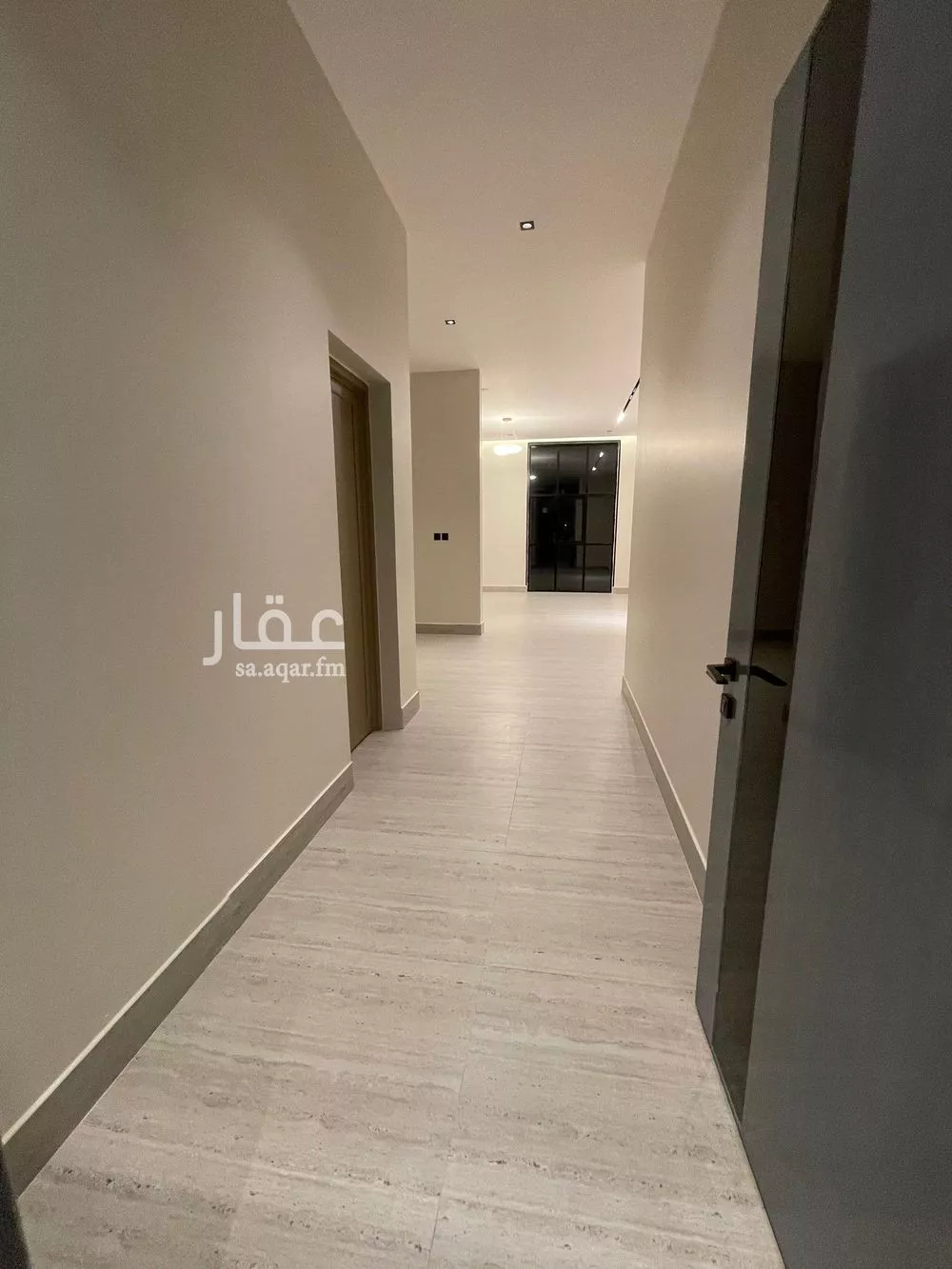 فيلا 9 غرف في الصواري 11