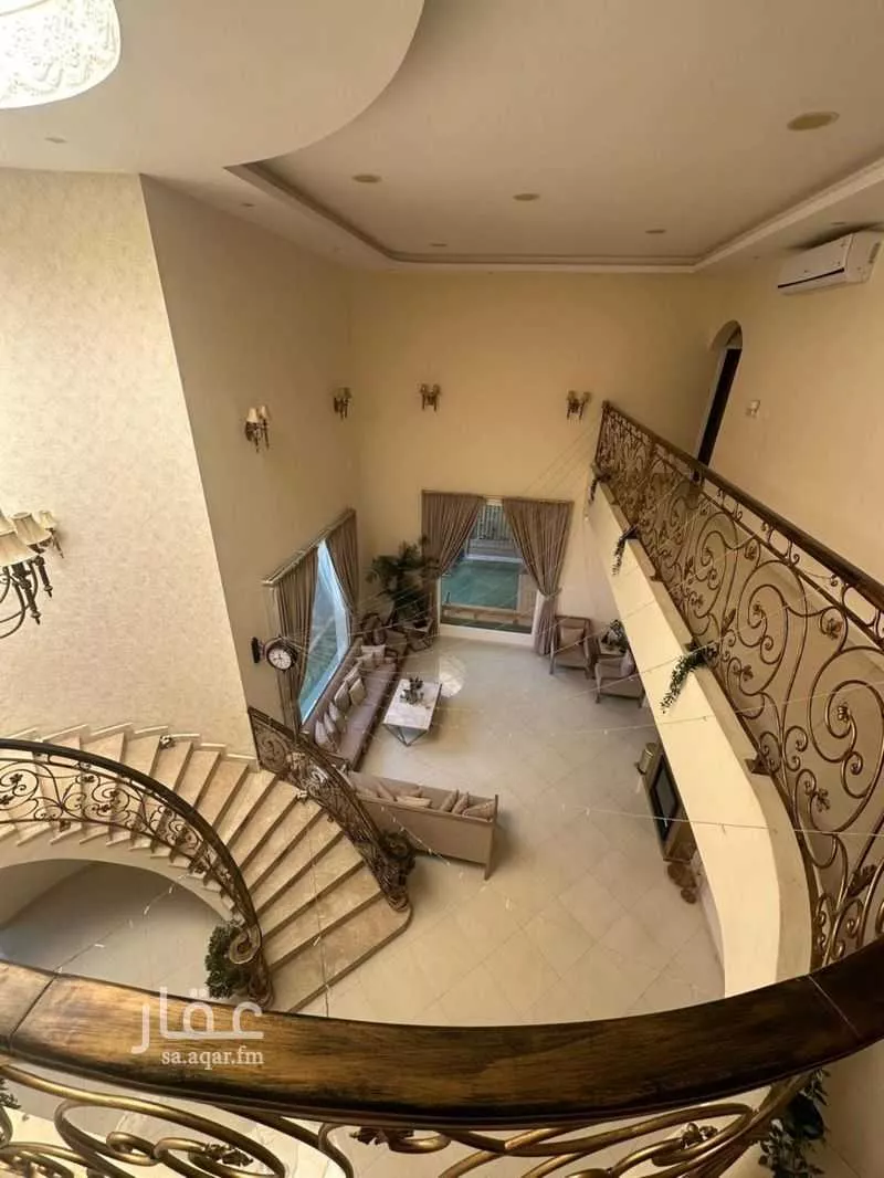 7 bedroom villa in As Sawari 3