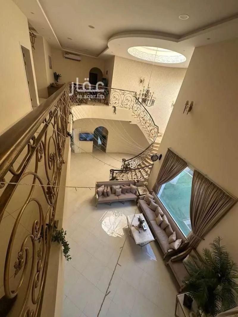 7 bedroom villa in As Sawari 10