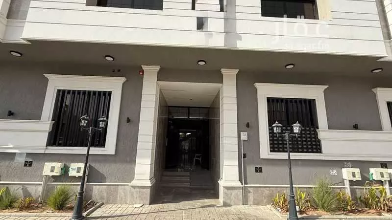 3 bedroom apartment in Dhahrat Laban 2