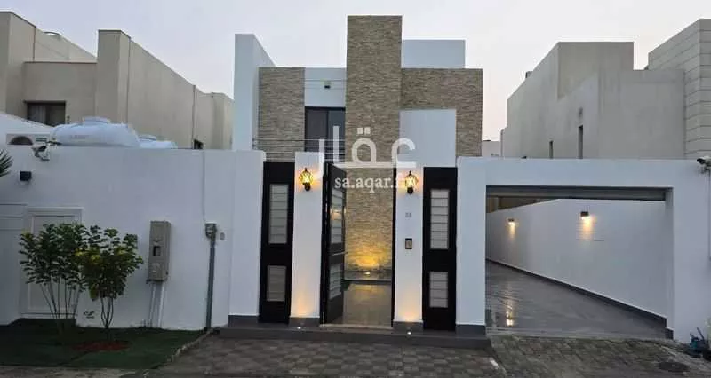 5 bedroom villa in Al Buhairah 3