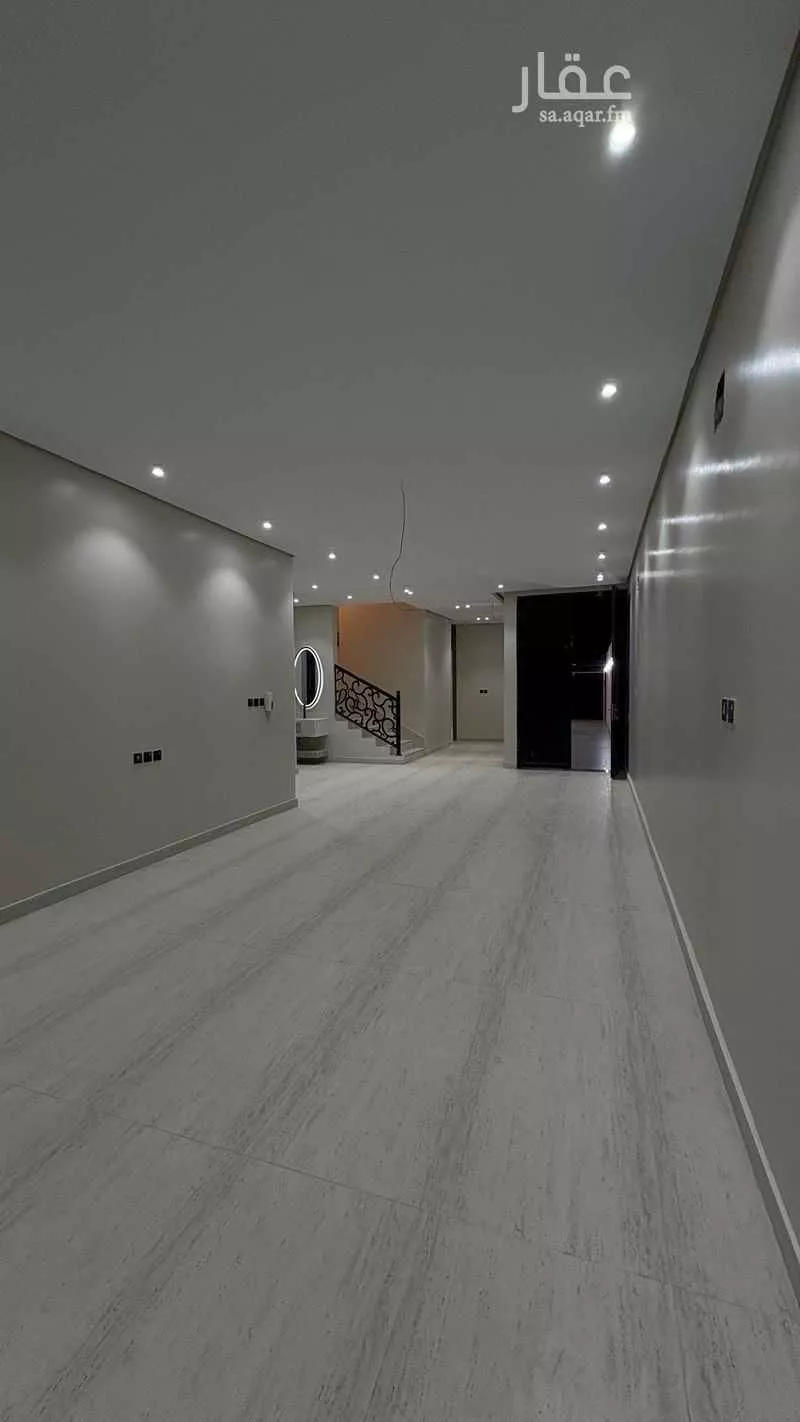 6 bedroom villa in At Tahliyah, Eastern Province 15