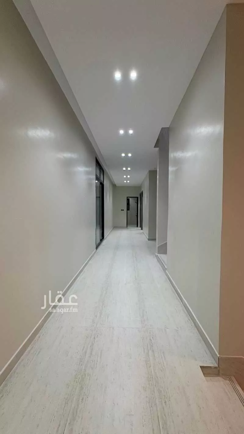 6 bedroom villa in At Tahliyah, Eastern Province 19