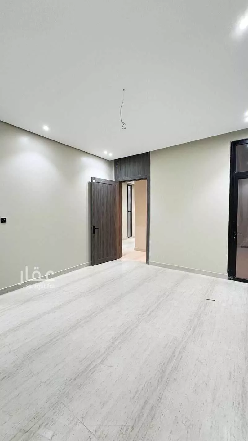 6 bedroom villa in At Tahliyah, Eastern Province 9