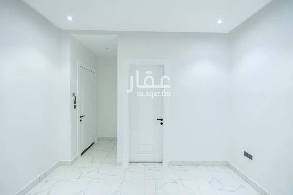 3 bedroom apartment in Al Aridh 12