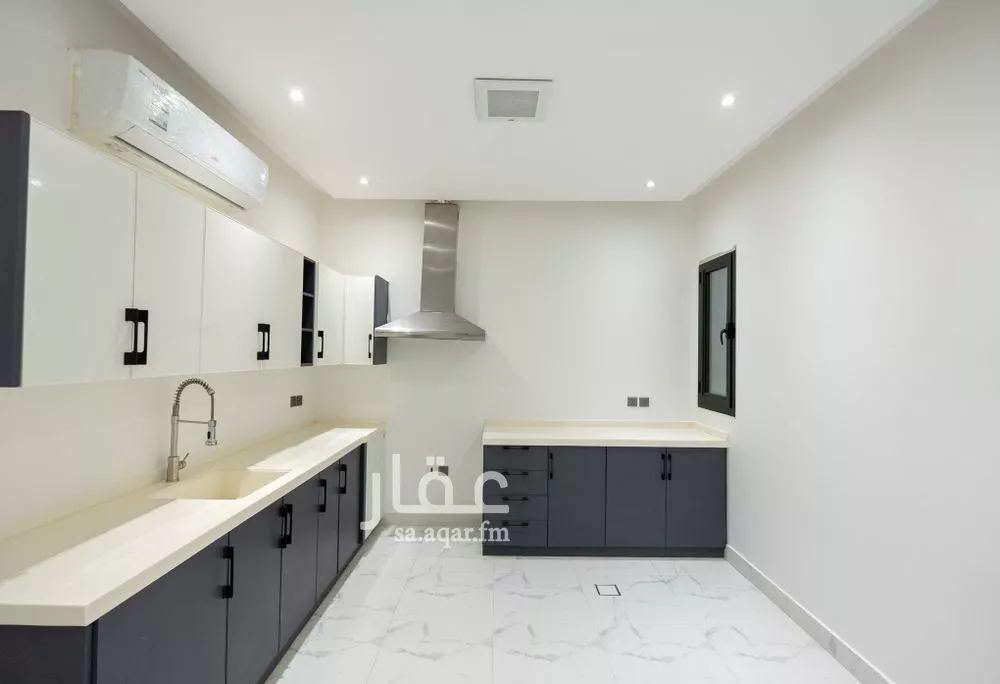 3 bedroom apartment in Al Aridh 5
