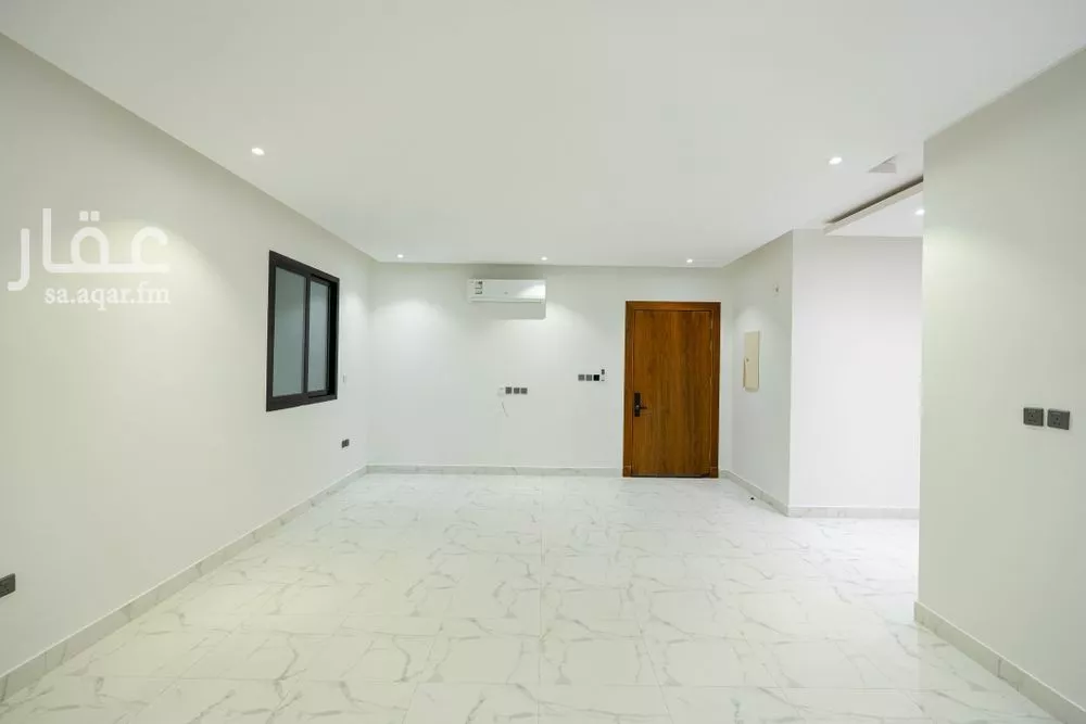3 bedroom apartment in Al Aridh 7
