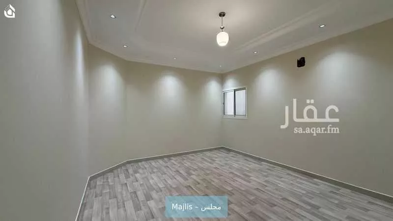 شقة 3 غرف في الملك عبدالله 5