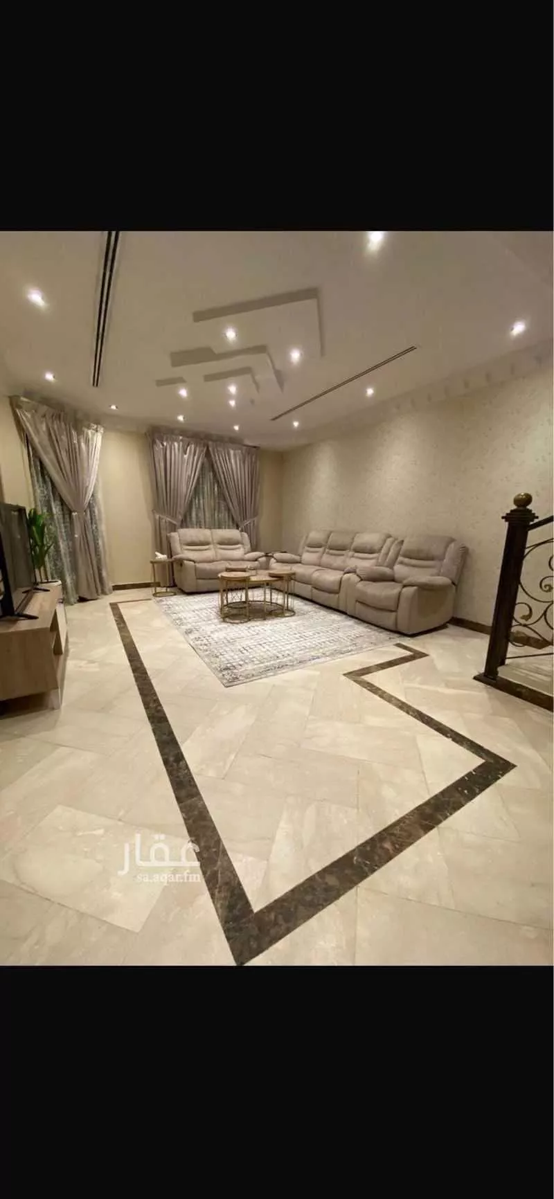 8 bedroom villa in Al Corniche 4