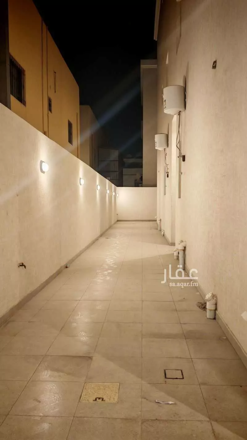 9 bedroom apartment in Al Jisr 12