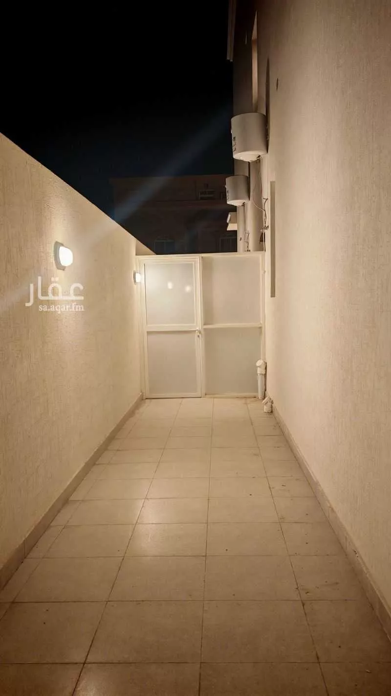 9 bedroom apartment in Al Jisr 20