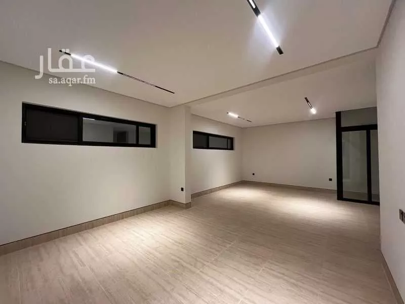 4 bedroom villa in Al Qashlah, Eastern Province 17
