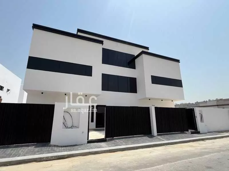 4 bedroom villa in Al Qashlah, Eastern Province 2