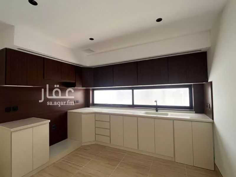 4 bedroom villa in Al Qashlah, Eastern Province 18