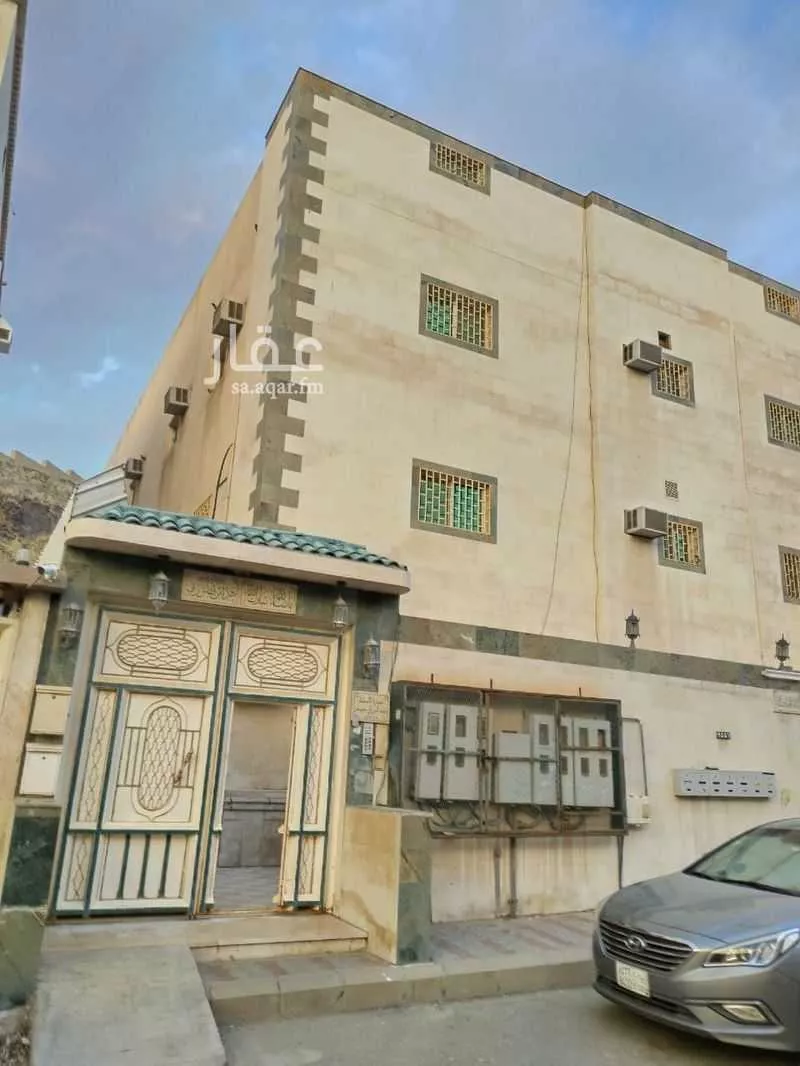 building in Al Hijra, Makkah