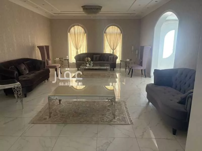 5 bedroom villa in At Tahliyah 4