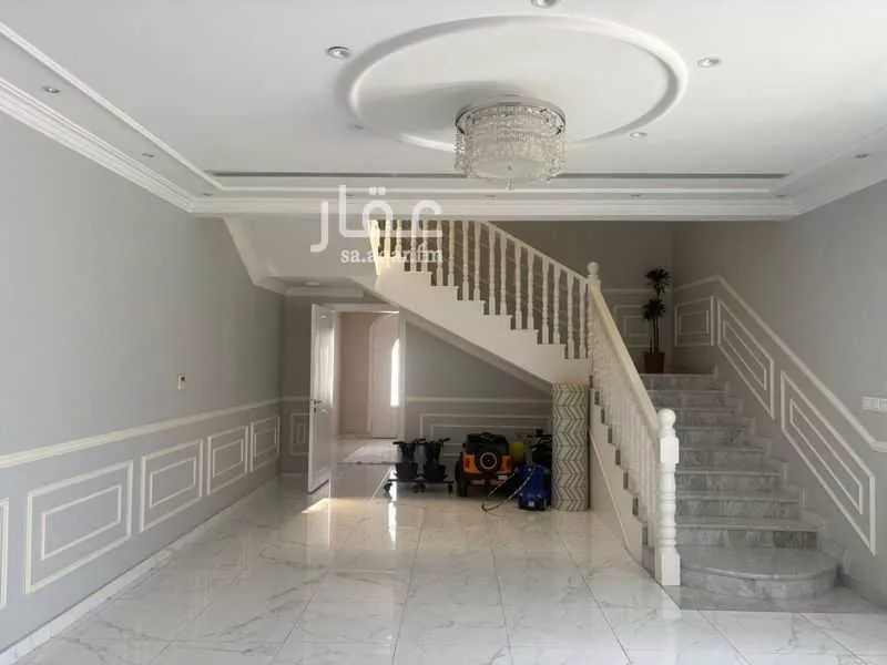 5 bedroom villa in At Tahliyah 5