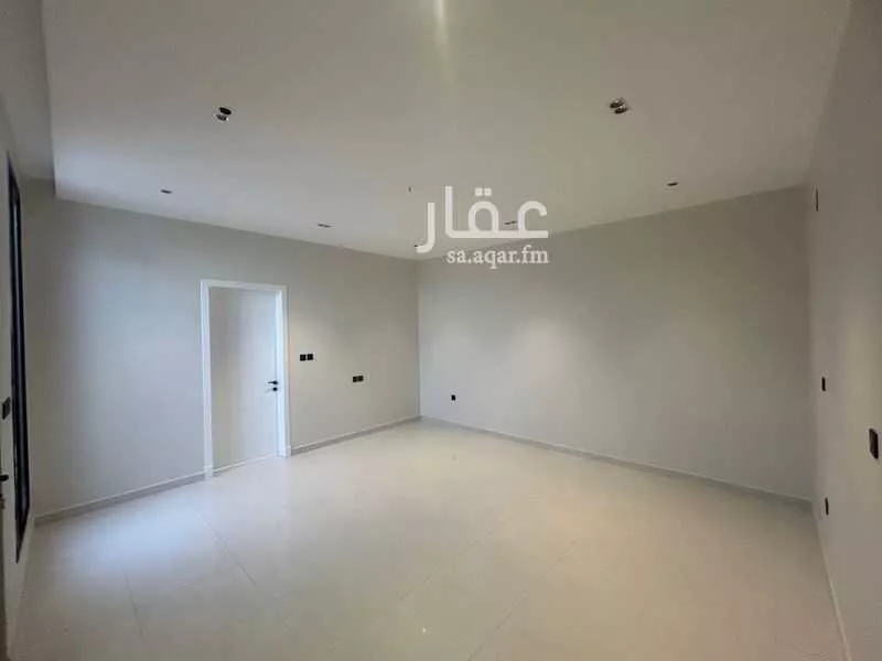 6 bedroom villa in Al Aqiq 2