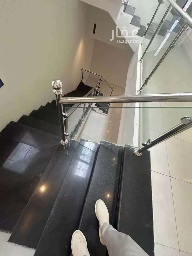 6 bedroom villa in Al Aqiq 23