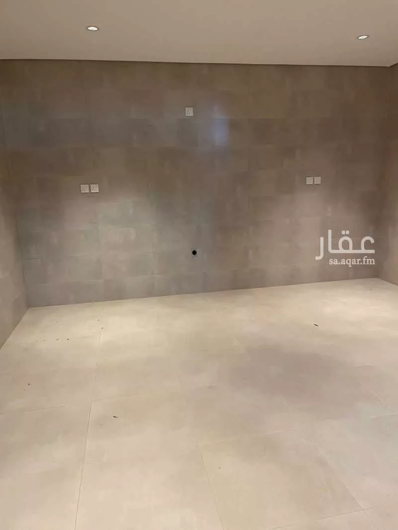 8 bedroom villa in Al Amwaj 3