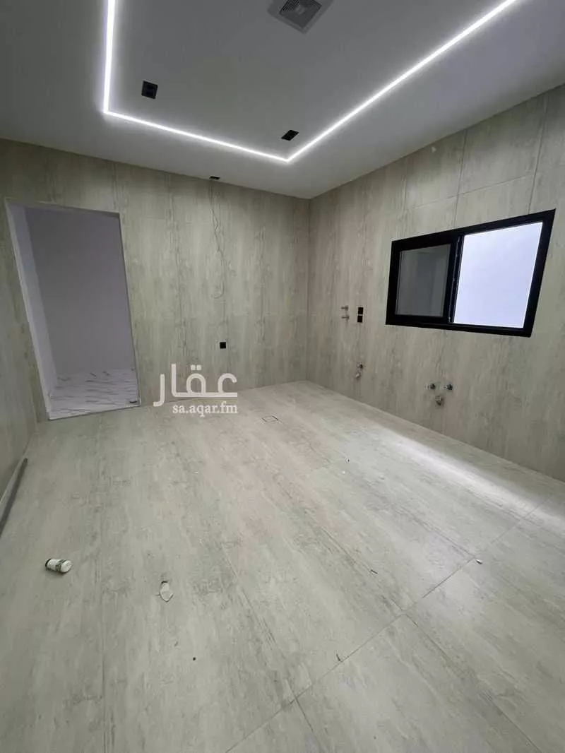 فيلا 8 غرف في الشراع 7