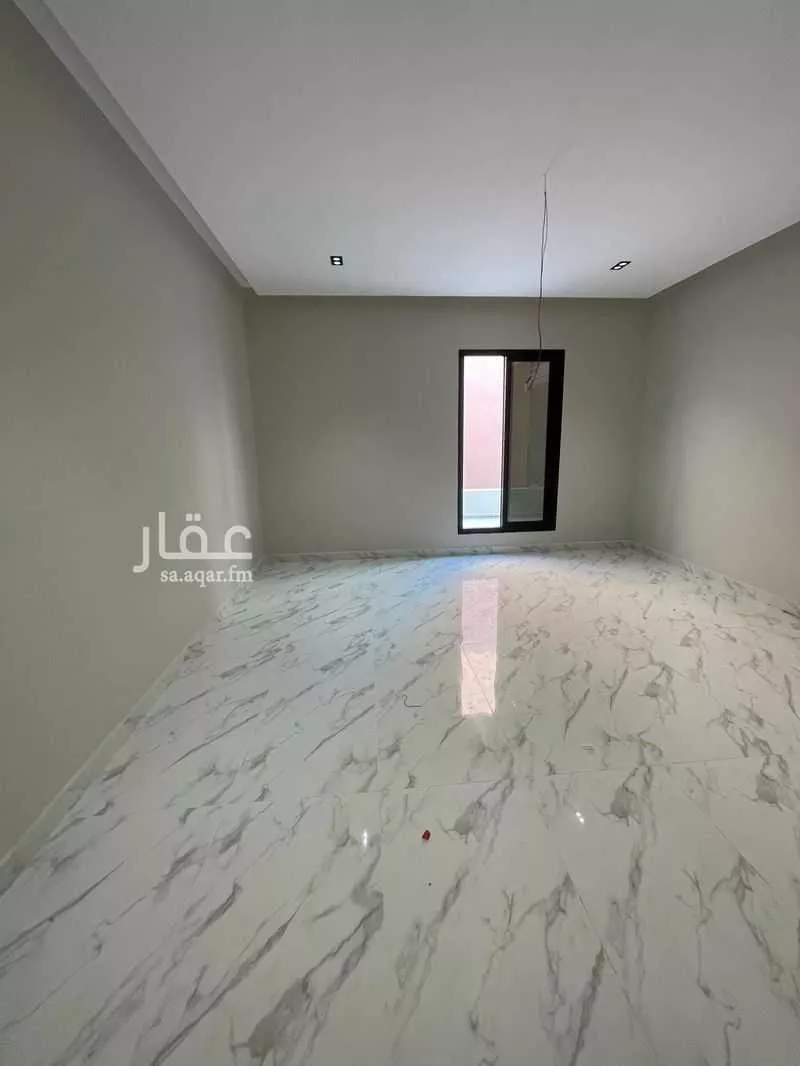 فيلا 8 غرف في الشراع 9