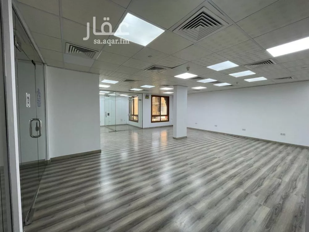 16 bedroom villa in Al Shati 16