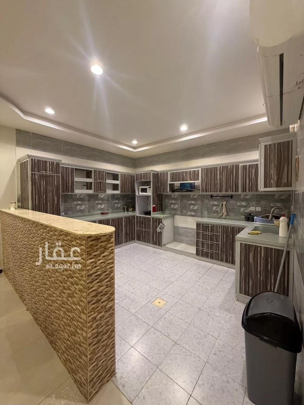 6 bedroom villa in Al Yaqout 4