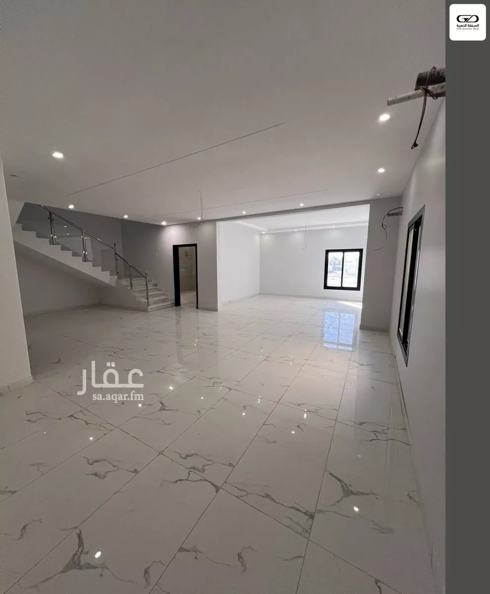 فيلا 4 غرف في الزمرد 11