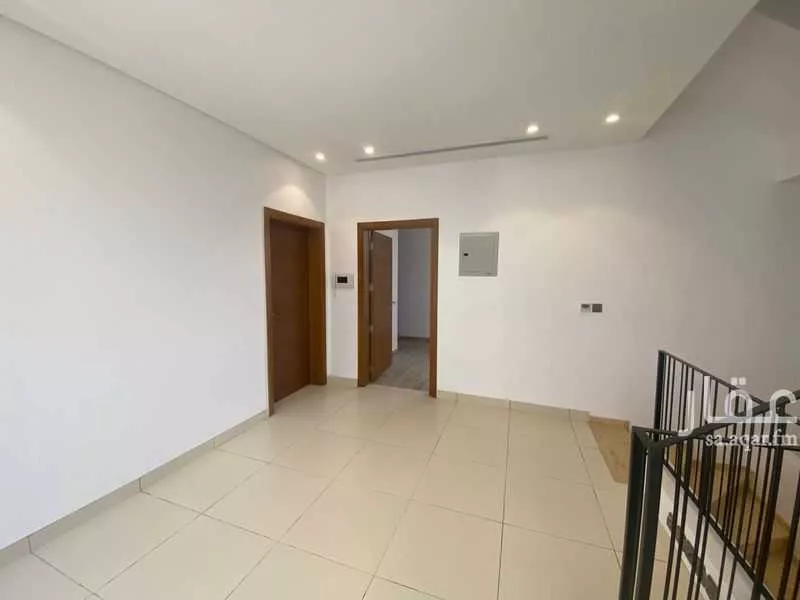 5 bedroom villa in Al Rawdah 10