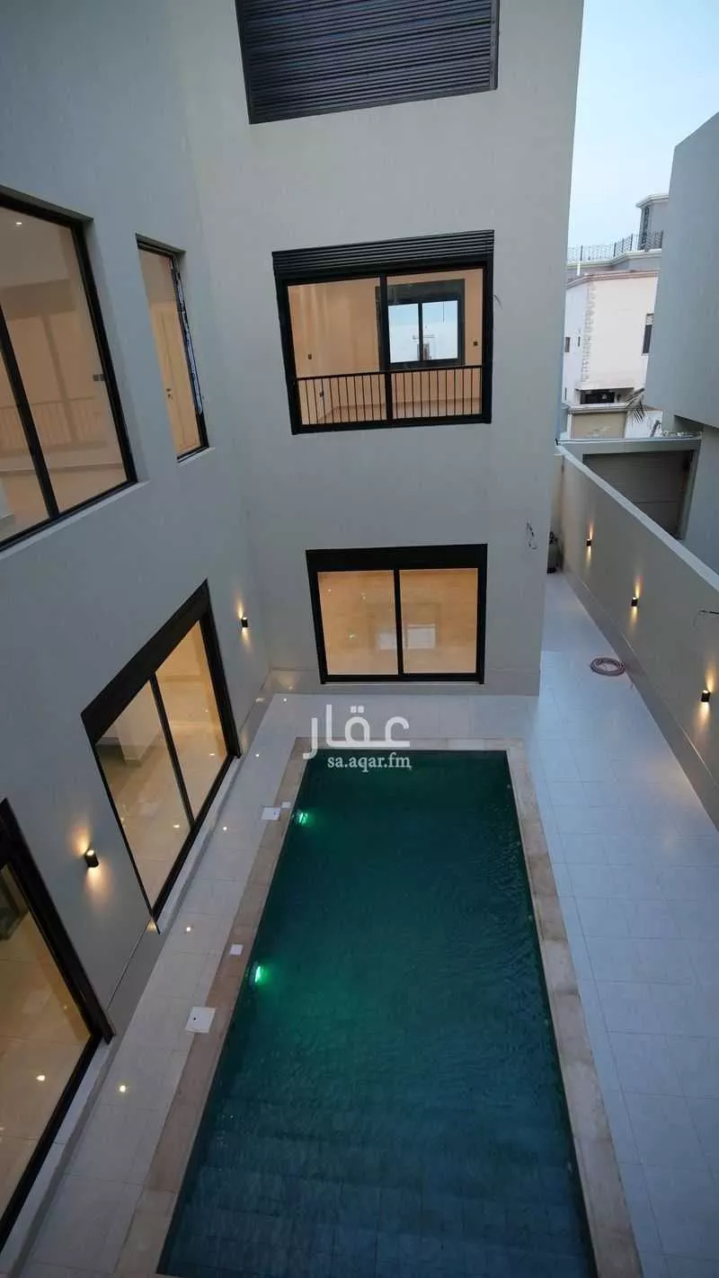 6 bedroom villa in Al Basateen 24
