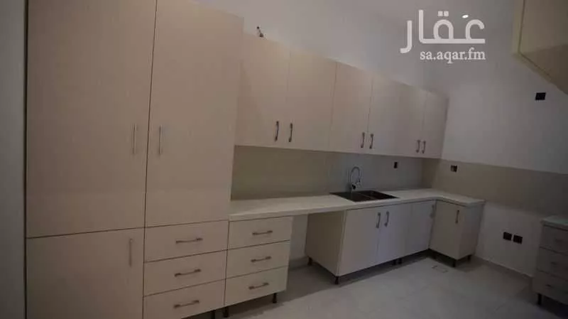 6 bedroom villa in Al Basateen 34