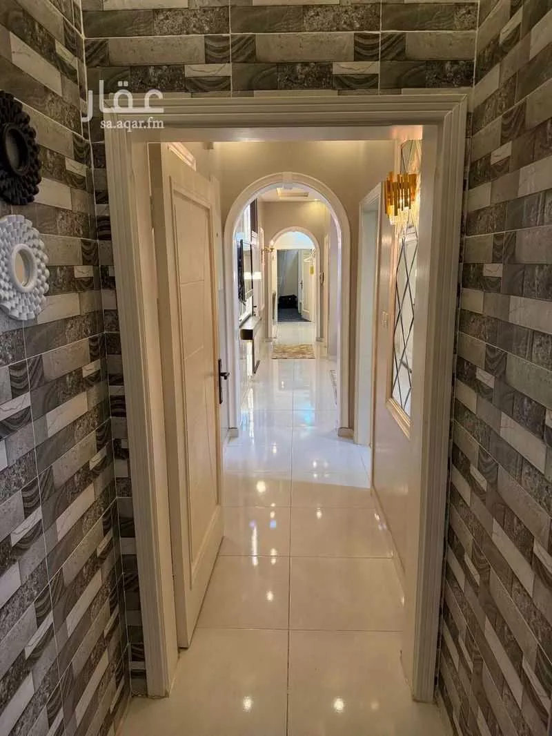 5 bedroom villa in Al Sanabel 4