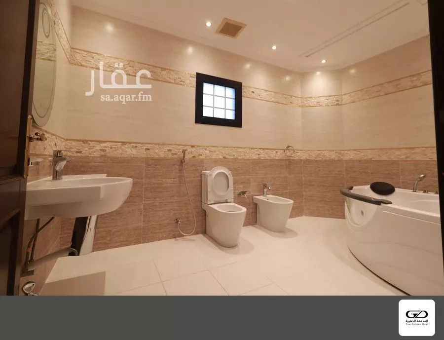 6 bedroom villa in Abhur North, Jeddah 17
