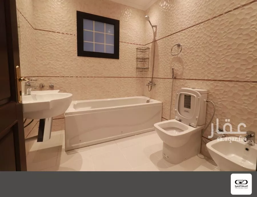 6 bedroom villa in Abhur North, Jeddah 10