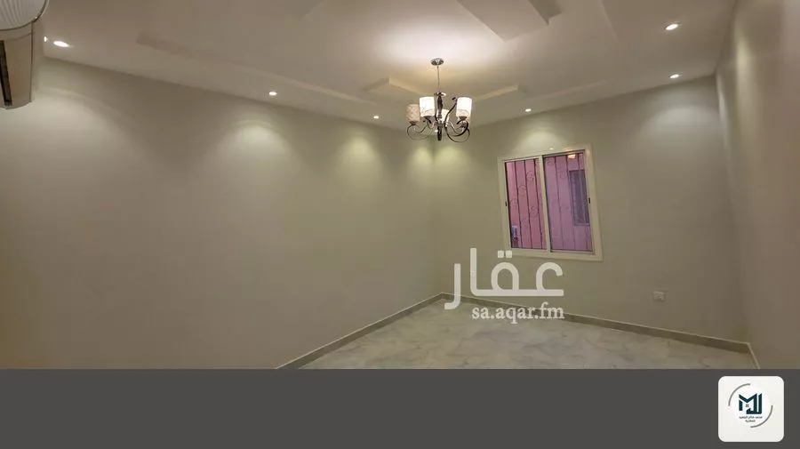 فيلا 4 غرف في الزمرد 21