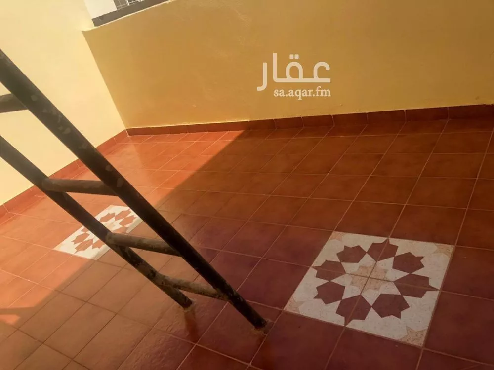 فيلا 5 غرف في الصوارى 15