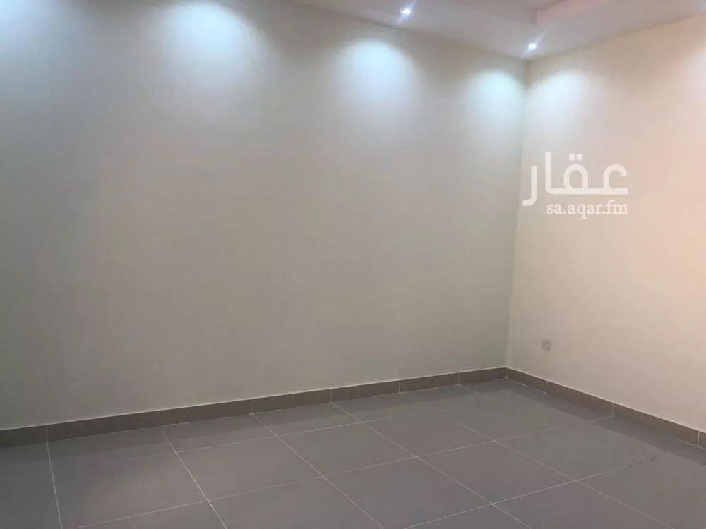 فيلا 5 غرف في الصوارى 17