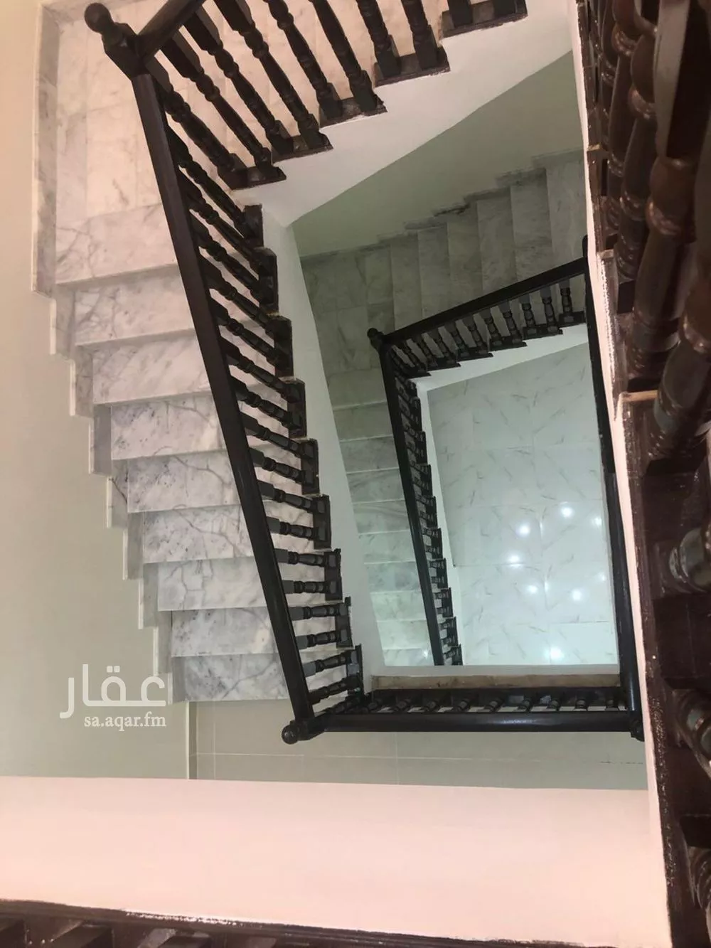 فيلا 5 غرف في الصوارى 18