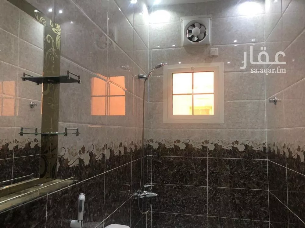 فيلا 5 غرف في الصوارى 21