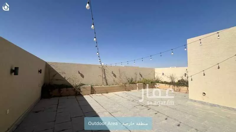 3 bedroom apartment in Al Malqa 15