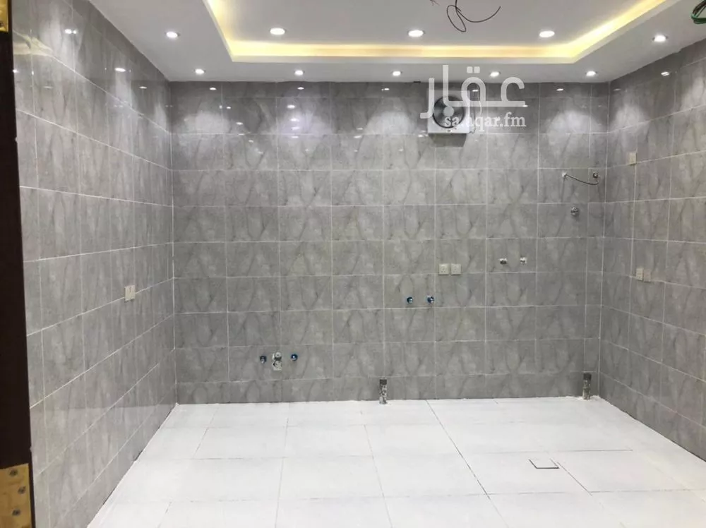 7 bedroom villa in Al Yaqout 5