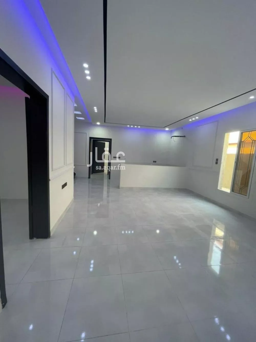 9 bedroom villa in Az Zomorod 11