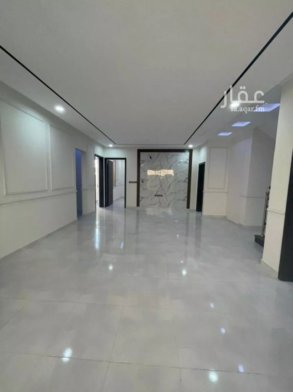 9 bedroom villa in Az Zomorod 4