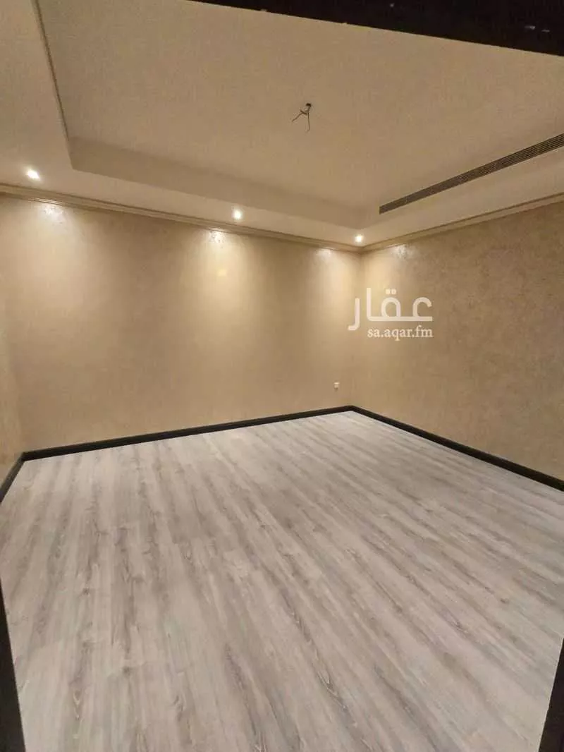 9 bedroom villa in Al Naeem 4