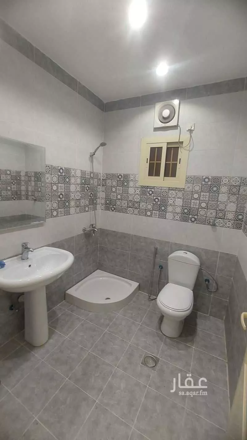 6 bedroom villa in As Salhiyah 11
