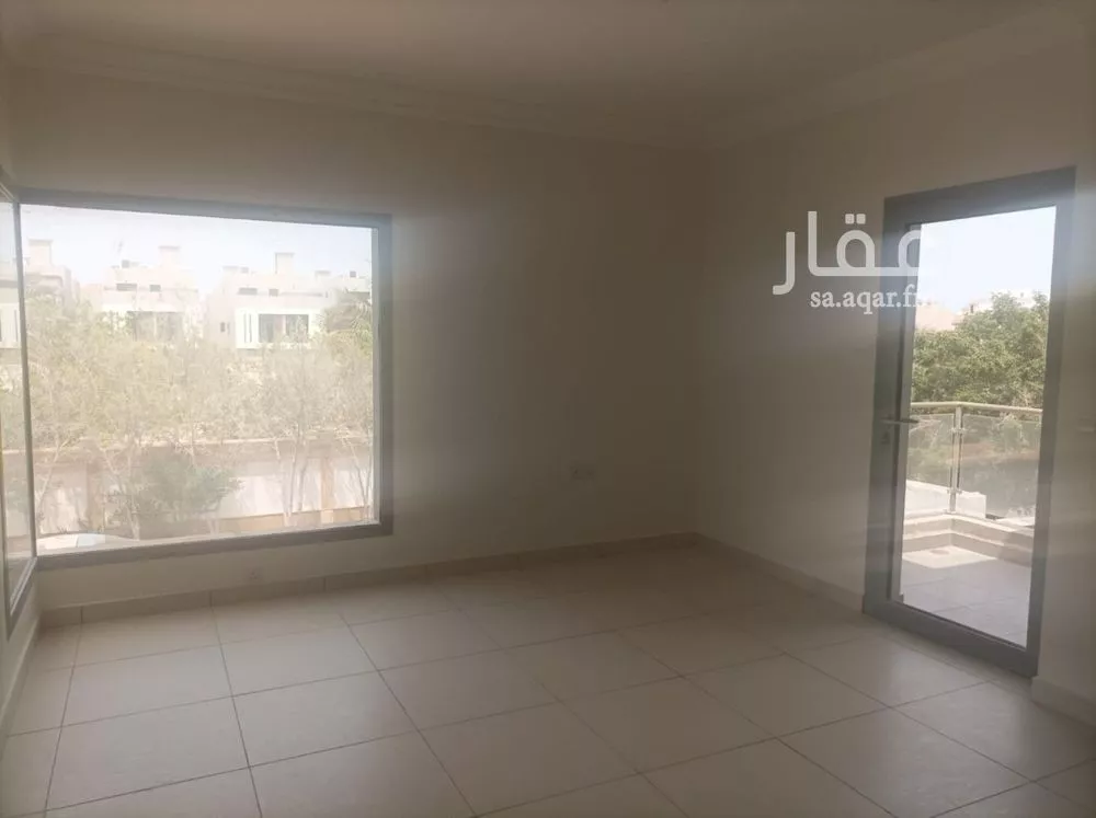 5 bedroom villa in Al Amwaj, Jeddah 4